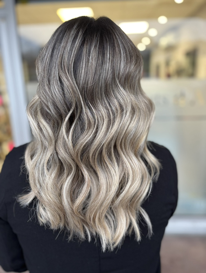 Balayage et coloration proche de Custines
